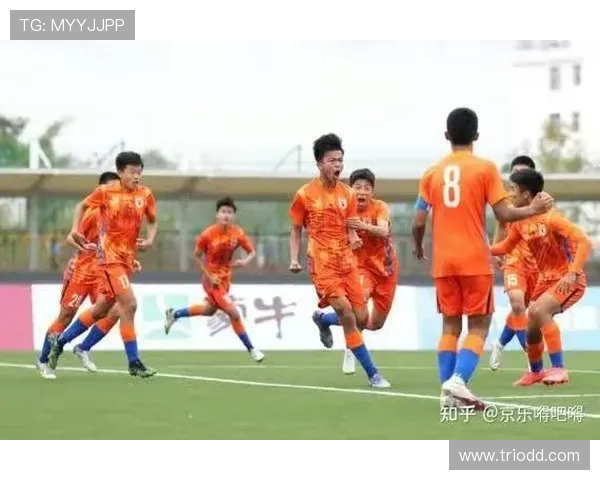 媒体人爆料助山东泰山足校员工补齐工资获感激